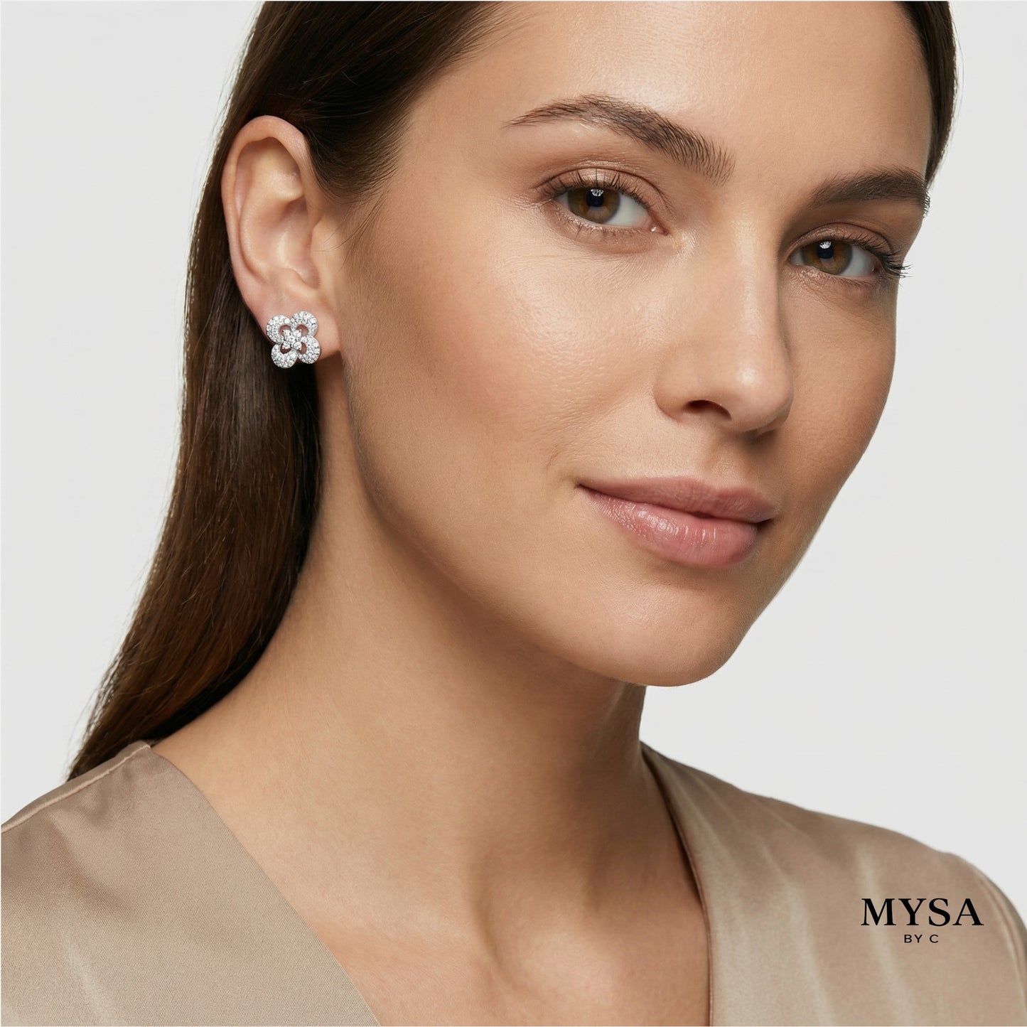 MYSA Clover Bloom Stud Earrings
