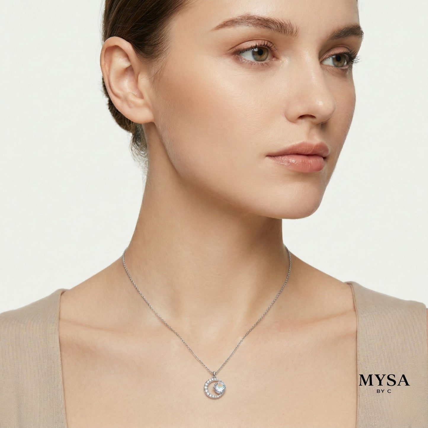 Circle Glow Moissanite Necklace